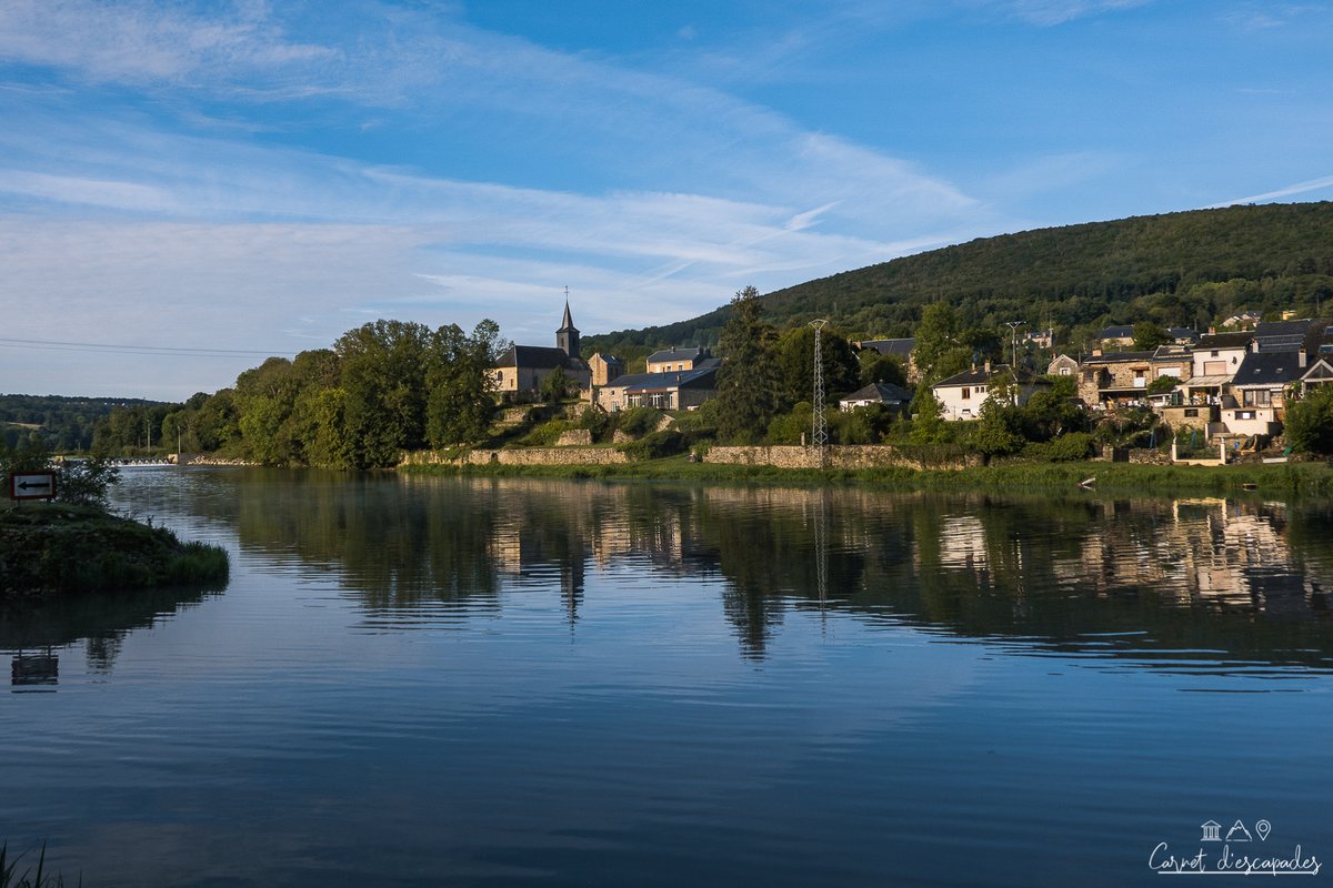 carnetdescapade's tweet photo. 🚲Attention, pavé... Je viens de mettre à jour mon article sur la Meuse à #vélo avec mes escapades récentes dans les #Vosges et les #Ardennes 🇫🇷Vous aurez un guide bien complet si vous souhaitez faire l'itinéraire! 😃https://t.co/S4YFCfvxCD #meuseavelo #cyclotourisme https://t.co/OeQwDFOVpy
