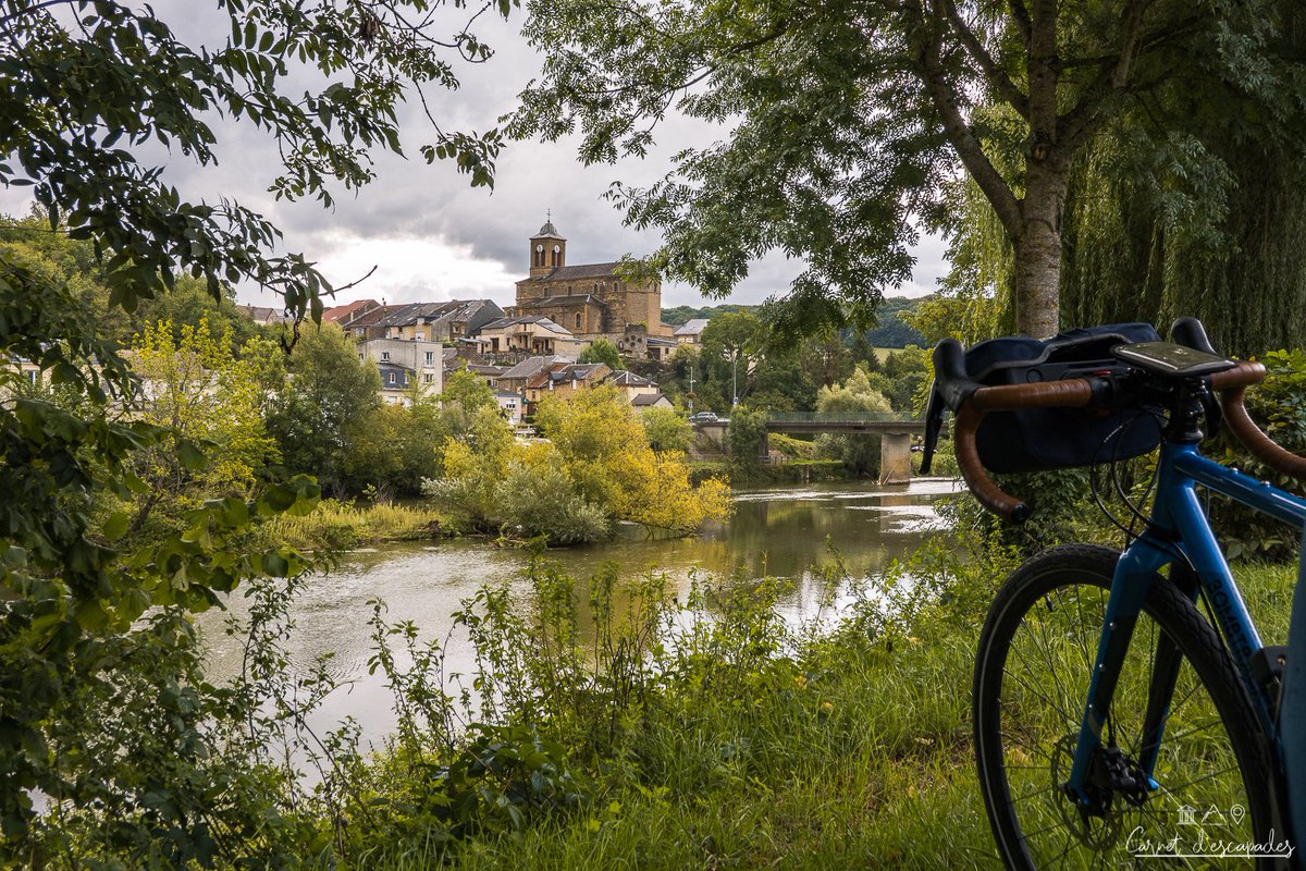 carnetdescapade's tweet photo. 🚲Attention, pavé... Je viens de mettre à jour mon article sur la Meuse à #vélo avec mes escapades récentes dans les #Vosges et les #Ardennes 🇫🇷Vous aurez un guide bien complet si vous souhaitez faire l'itinéraire! 😃https://t.co/S4YFCfvxCD #meuseavelo #cyclotourisme https://t.co/OeQwDFOVpy
