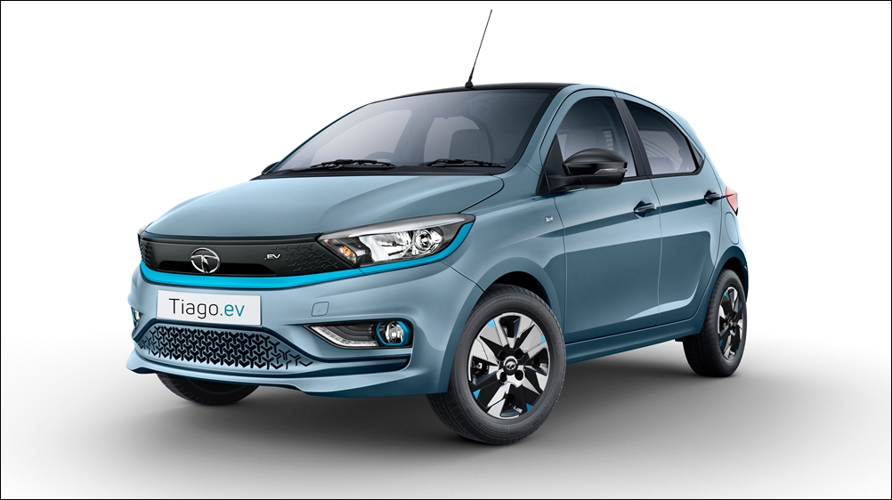 theautomotive's tweet photo. Tata Tiago EV Launched at ₹8.49 Lakh: https://t.co/3bCSbHTU2q
#Tata #TataMotors #TataTiagoEV #TiagoEV #TataTiago #ElectricVehicles #EV #ElectricHatchback #TheAutomotiveIndia https://t.co/8RNj82e2y6