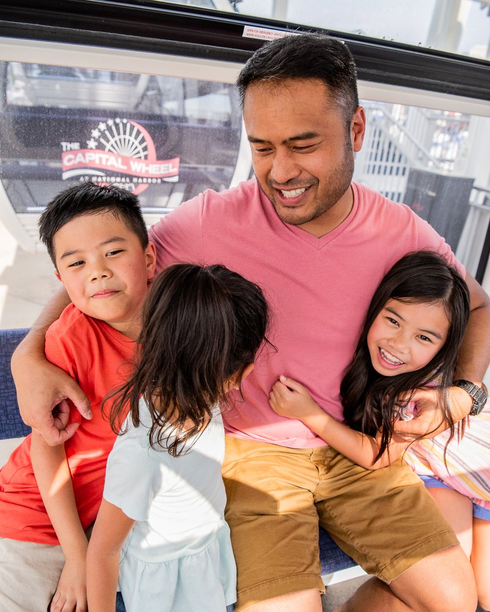 CapitalWheel's tweet image. Creating memories is what life's about. Create your own when you visit us at The Capital Wheel.