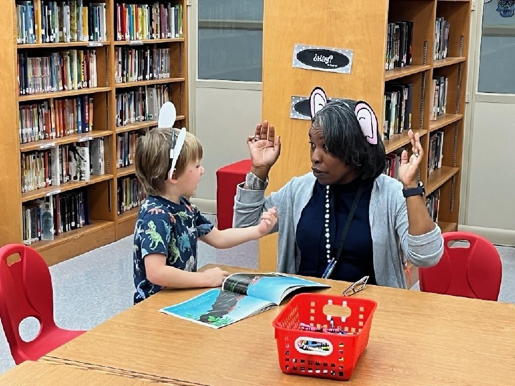KingandQueenCo5's tweet photo. Principal Harvey is learning the importance of using listening ears at all times. https://t.co/bGURVIuNYP