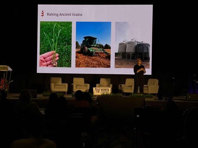 womeninagri's tweet photo. Teffola founder Claire Smith mixed granola and ancient grain #teff and “teffola” was born! Now available in 150+ stores, the company is seeking #investors. #AgInnovation #WIAS22 #TeneraGrains #graincollab https://t.co/MuMAqoG67o