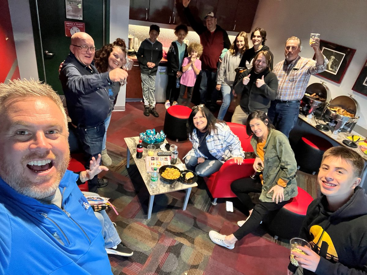 EandILTD's tweet photo. Congratulations E&amp;I!! 

Celebrating a record year at the Red Wings game! https://t.co/GERl96ac75