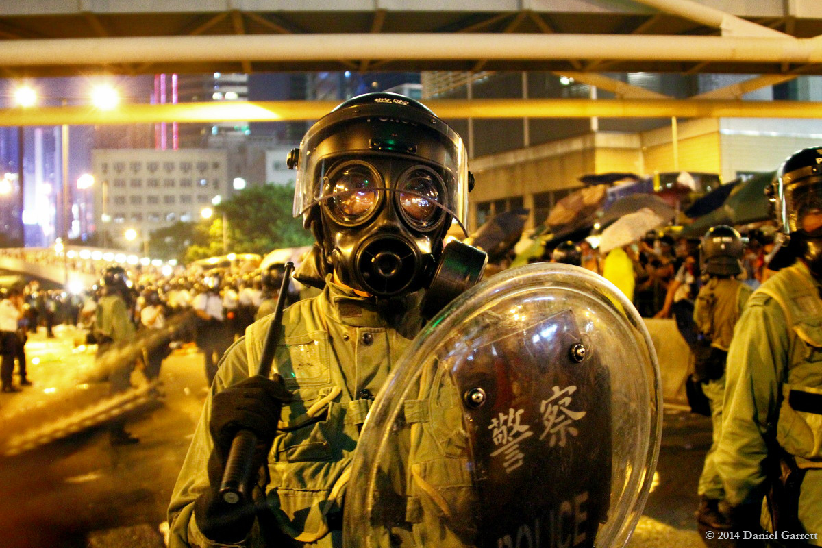 DanGarrett97's tweet photo. Two photos of mine, one from #928 2014, &amp; #612 2019. Both in Admiralty. The face of the #HKSAR #CCP #Chinazi #communist #PoliceState hasn't changed. It has only gotten worse since the #NSL. #HongKong is no longer #Asia's #WorldCity.
#Umbrella #WaterRevolution #FreeHK #LiberateHK https://t.co/Zp7Dg5HnL9