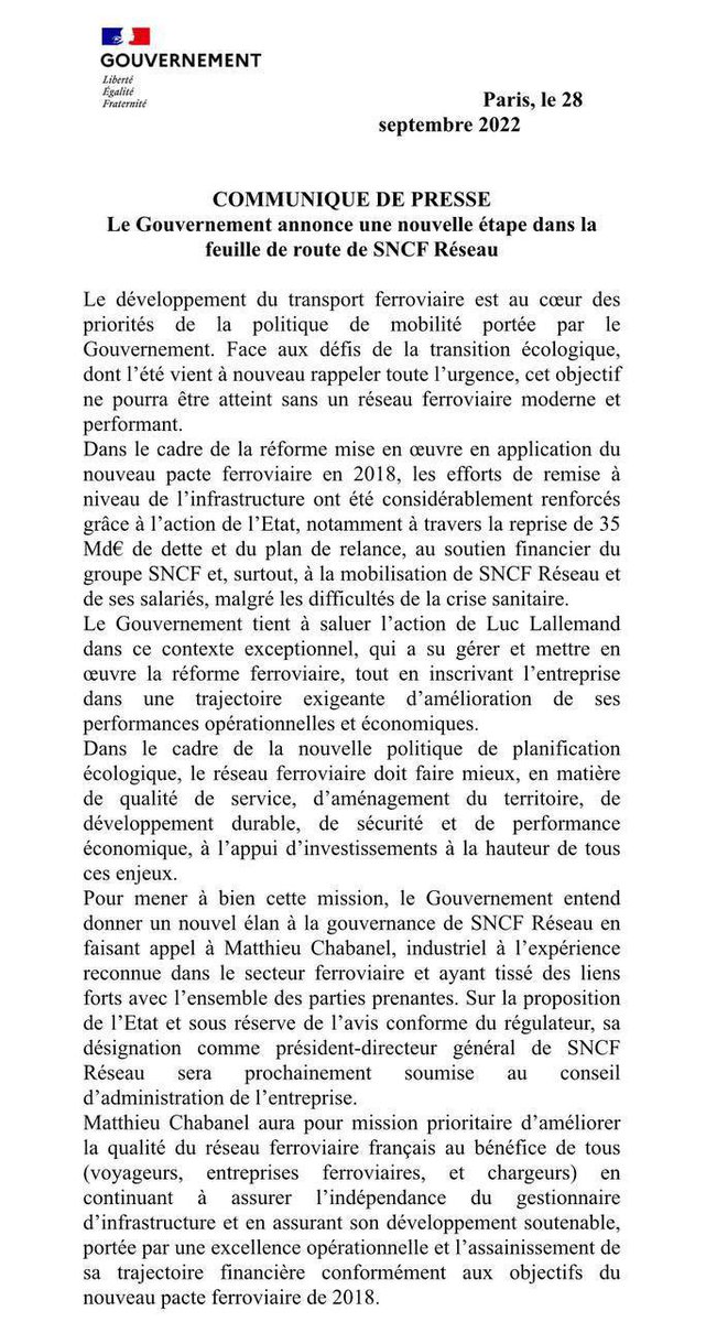 durovray's tweet photo. Le changement de capitaine est une chose.
Mais il faut changer de politique et investir massivement pour les transports publics du quotidien ! #Nexteo
@CBeaune @JPFarandou
@SNCFReseau https://t.co/GZW7wcUAA7
