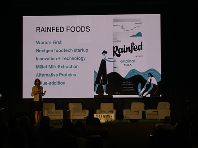 womeninagri's tweet photo. Engineer &amp; #foodscientist Sujala Balaji of Rainfed speaks of their new product – #millet milk extract, and challenges #WIAS22 audience to address “what action can you take today to make our ag and food system more sustainable?” #AgInnovation #WomenInAg https://t.co/cCVssxaRUi