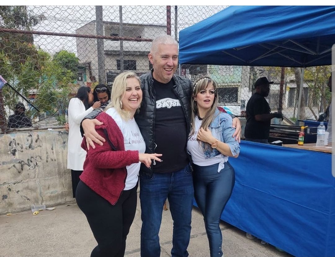 emerson1_de's tweet photo. Obrigado Carrãozinho pela Recepção e Apoio!
Festa linda 👏👏👏

#Eleições2022 #deputadoestadual #SP #podemos19 #emersondê19070 #juntossomosmaisfortes https://t.co/TfPzK6N88T