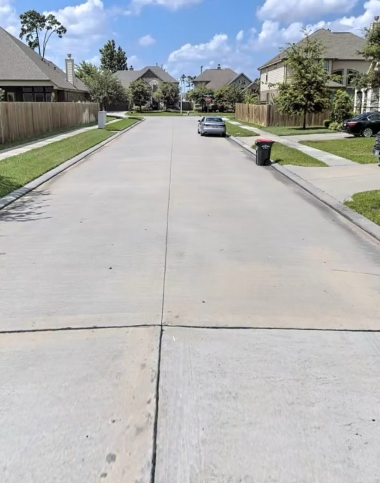Pflax1's tweet photo. If you're following the Houston case where Texas DPS officials say an 8-year-old who was killed while riding his bike was in an area that "isn't safe for pedestrians or people riding bikes." Look at where he was killed. Ponder the layers of toxic bias that underlie that statement https://t.co/Dv7kYZa6Ut