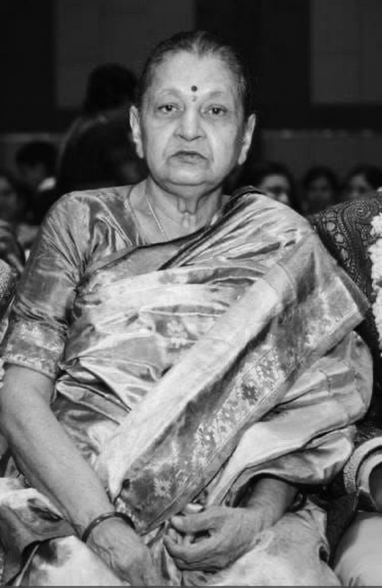 Deepest condolences to #Krishnagaru #MaheshBabu sir and family. May your soul rest in peace Indiradevi garu🙏 #RIPIndiraDeviGaru