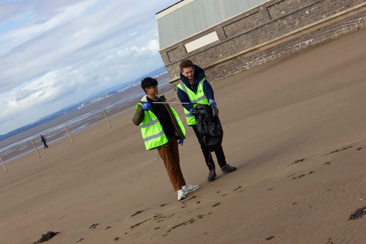 westoncollege's tweet photo. Day 3 of Great Big Green Week: The Beach Clean!π
Over 100 learners from across the college and @UCWeston got together to clean Weston Beachπ€©π
Thank you so much to everyone who got involved, you did an amazing job!πβ¨
#LetsGoNetZero https://t.co/hnrjVV5aUS