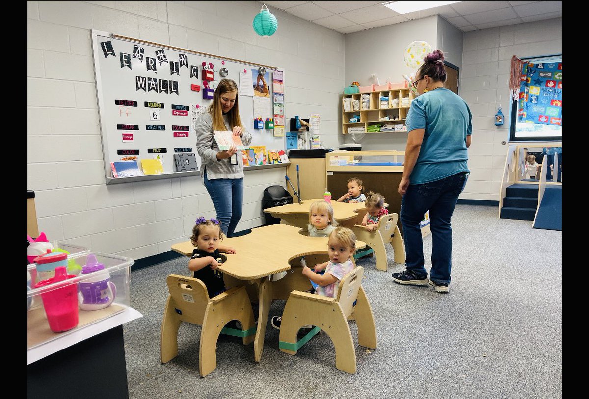 Implementation of our new curriculum, Frog Street, is in full swing!!!! There’s some AMAZING circle time going on in our 12-17 month classroom. They are learning all about colors in both English and Spanish!