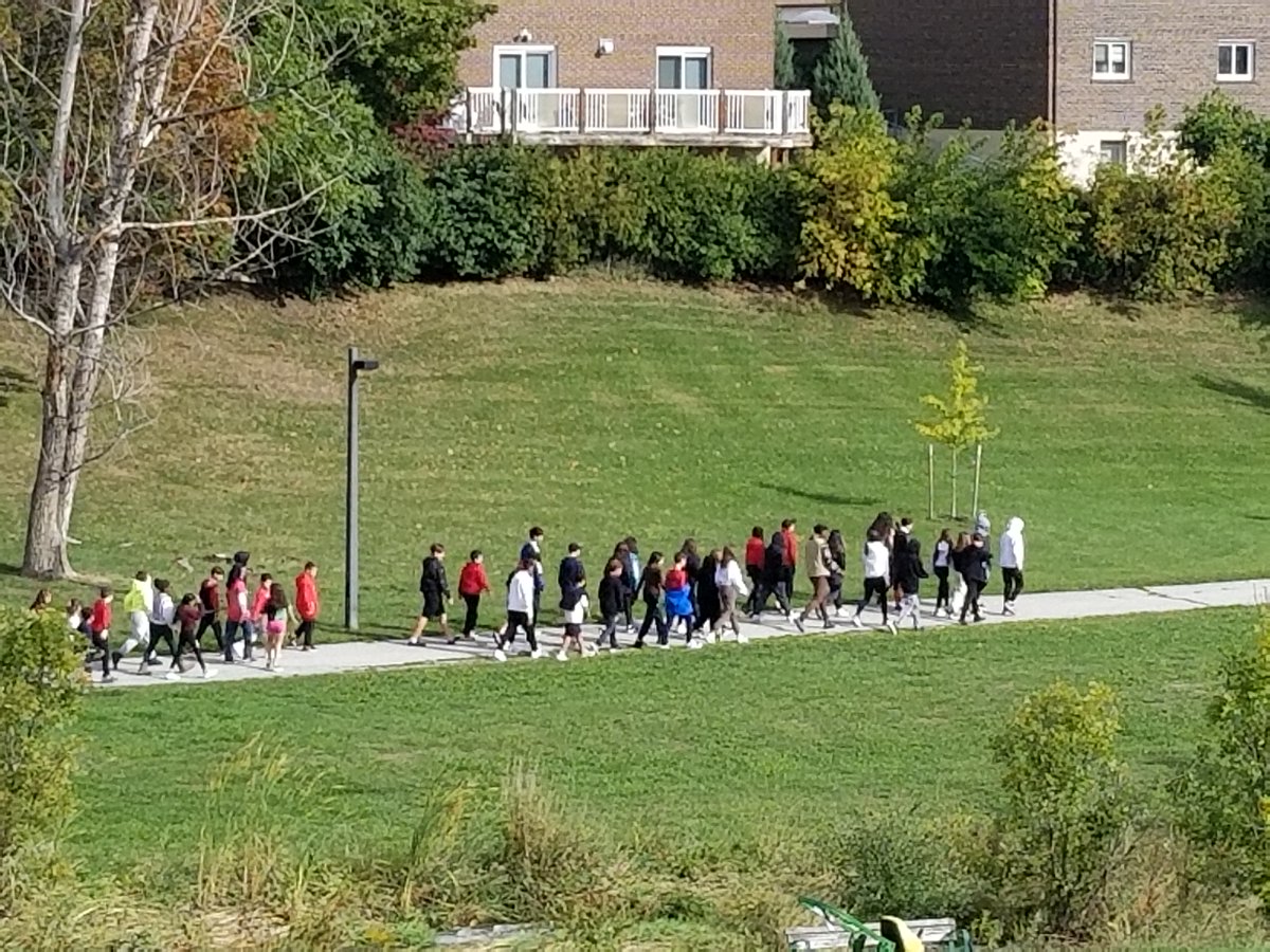 StPeter_YCDSB Terry Fox Walk this morning. Grade 7 &amp; 8 lead FDK &amp; Primary around the school, then lead Juniors along our route. Proud of SPR Nation!
