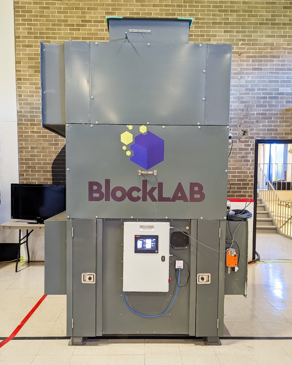 Block_Lab's tweet photo. We had a great time and met some great people at #MineX last week! 💪
We had an opportunity to show off our new Hestia heating units which use computers to provide commercial heat. Certified for installation anywhere in North America!
#MineX2022 #Mining #Hestia @LabWestChamber https://t.co/N5hqifkSC9