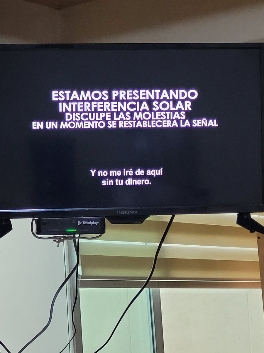 lexor11's tweet photo. @TotalplayAyuda enserio?? Jajaja nunca había visto otro servicio de cable qué le pasara esto https://t.co/TwSg4rXEgm