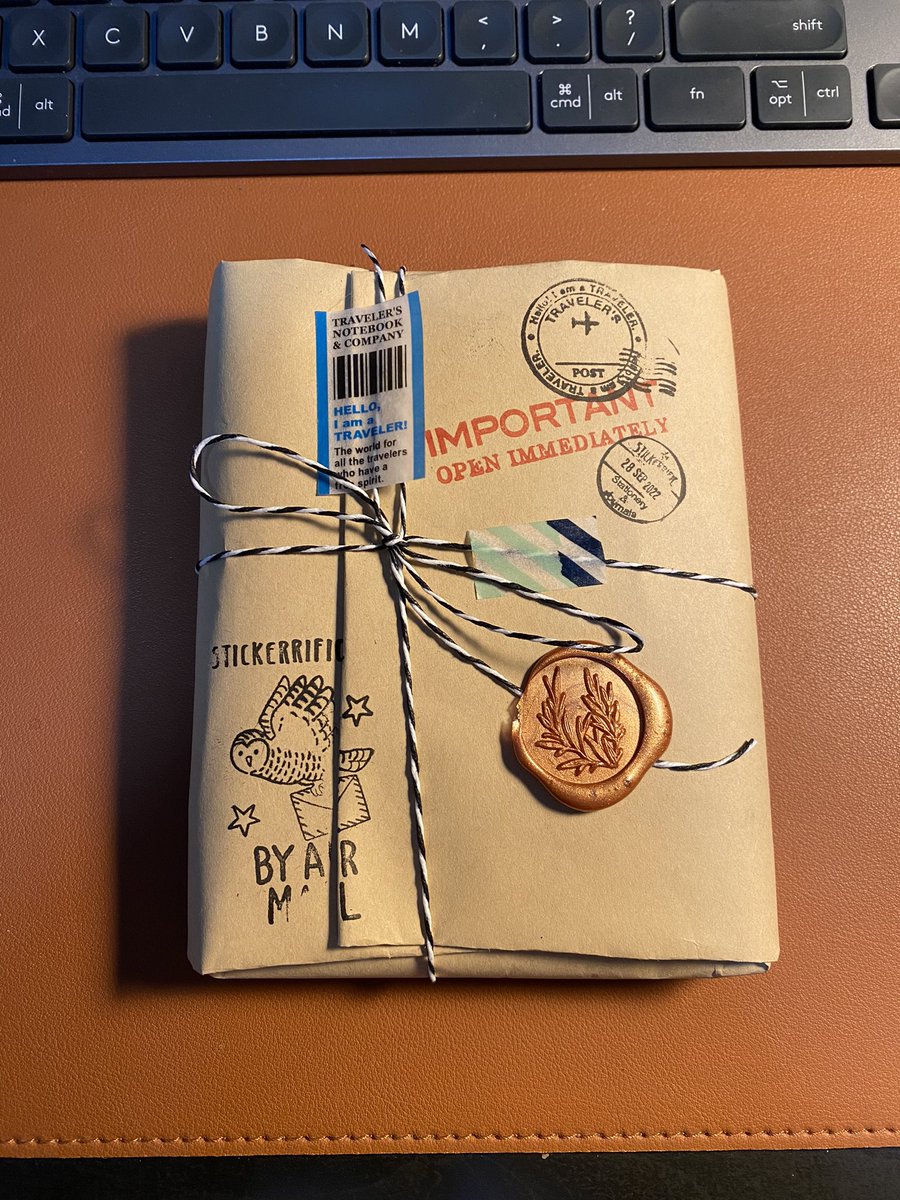 DDhamiry's tweet photo. It’s finally here~ for intentional living. #travelersnotebook #stickerrific https://t.co/aizFavSe87