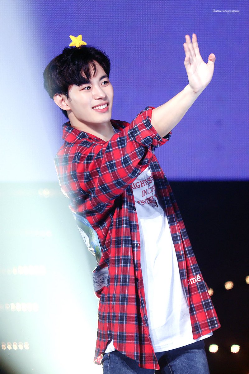light10399010's tweet photo. #HAPPYHONGBINDAY
#홍빈아_달걀한판은_30개야

어후 이홍빈 내가 준내 사랑한다 (ღ'ᴗ'ღ ) https://t.co/5EoZ410VG3