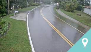 MacadayWX's tweet photo. Surge has begun on Sanibel Island as the eyewall of #Ian approaches. Devastating.

Left, the normal view. Right, with the storm surge.

Water is the largest killer in hurricanes. Run from the water, hide from the wind.

Unfortunately, still time for this to rise even more. #flwx https://t.co/5HNh1sBJAF