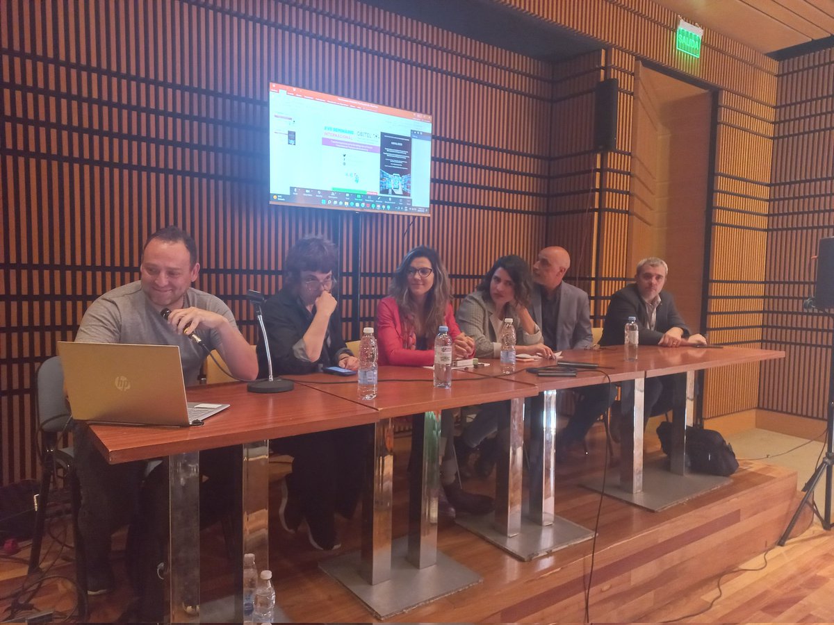 obitel_ar's tweet photo. #Ahora Encuentro Federal de Observatorios de Medios en #obitel2022 #alaic2022 en @elCCKirchner @INCAA_Argentina @DefdelPublico @UNQoficial #UNICEN @eazunino @juliobertolotti #APAC https://t.co/BU1yXDrvp6