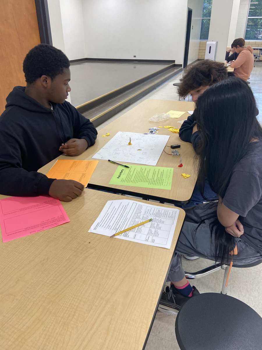 HCAM_Hickory's tweet photo. Our computer programming students used MakeCode to create microbit powered board games! Check out some of their projects. #hickorypublicschools #catawbacounty #magnetschool #cte #careertechnicaleducation #computerprogramming #programming #makecode #microbit #coding #boardgames https://t.co/xIB6zEzwCg