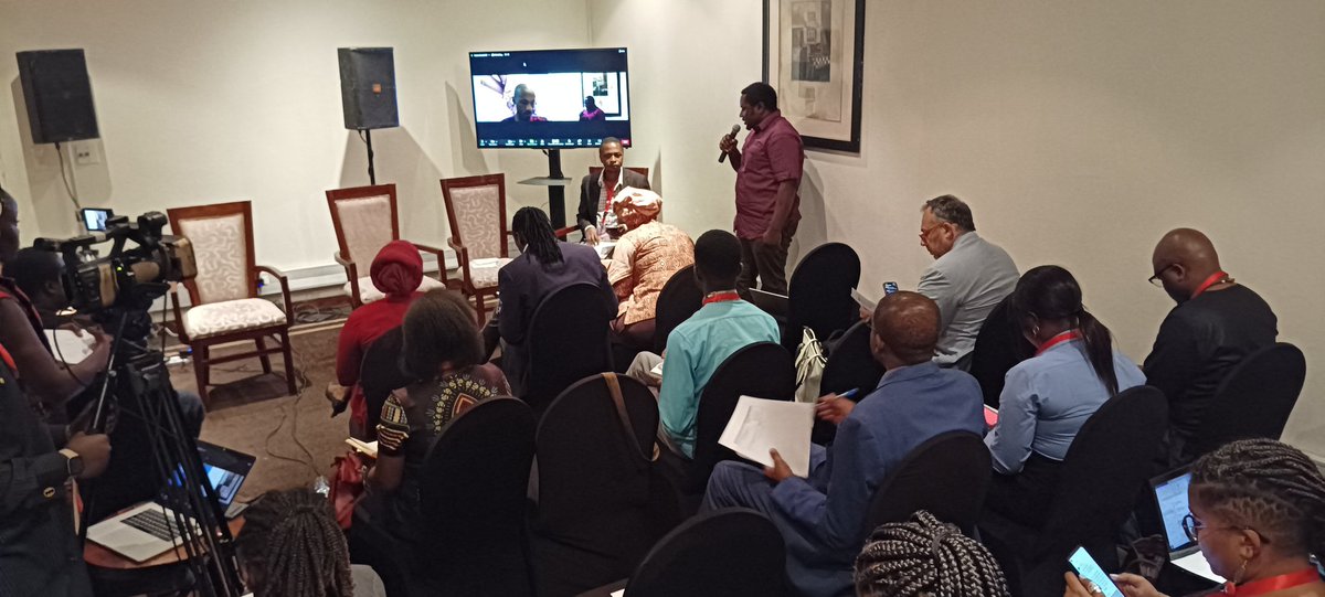 <a href="/Yungong_tj/">YUNGONG, Theophilus Jong</a> leading <a href="/AFRODAD2011/">AFRODAD</a> in launching our debt toolkit during the 10th #PACIFF2022 in Lusaka #AfricaRuleMaker