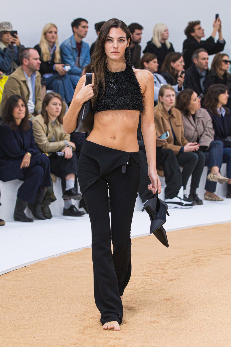 jacquemusx's tweet photo. Courrèges SS23 https://t.co/xy44jZPqjR