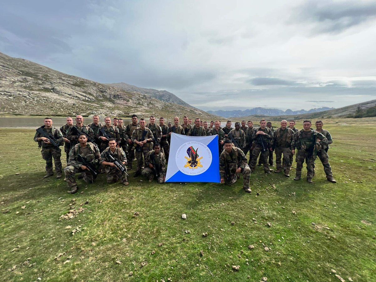 3eRMAT's tweet image. 🔥 La 1e CMM a eu l'honneur d'être reçue par la compagnie de maintenance régimentaire (CMR) du @2REPOfficiel à Calvi. 📸

💪 C'est au travers de nombreuses activités physiques et sportives que la 1ère CMM a pu tester la résilience de ses soldats.

@armeedeterre 
#3RMAT 
#2REP
