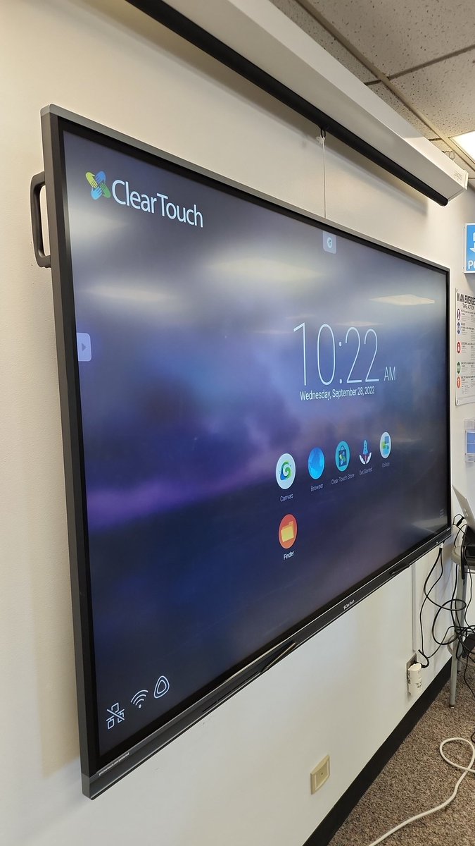 GRodriguezTech's tweet image. Excited for Day 3 of #ClearTouchTraining with @MrsRinaldiTech @DanaWeberTech and @MissH_Tech #CTEducator #ClearTouchCertified