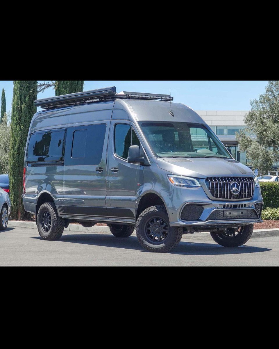 Brian Lopes tweet media