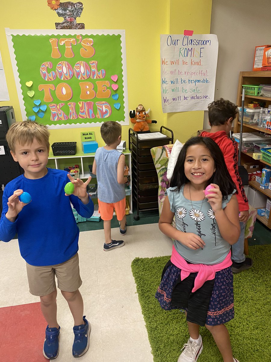 RedersReaders's tweet photo. Synonym/Antonym Easter Egg Hunt! Now if we could just remember where we hid all those eggs. 😬🐣 https://t.co/M4YI5Wq4TC