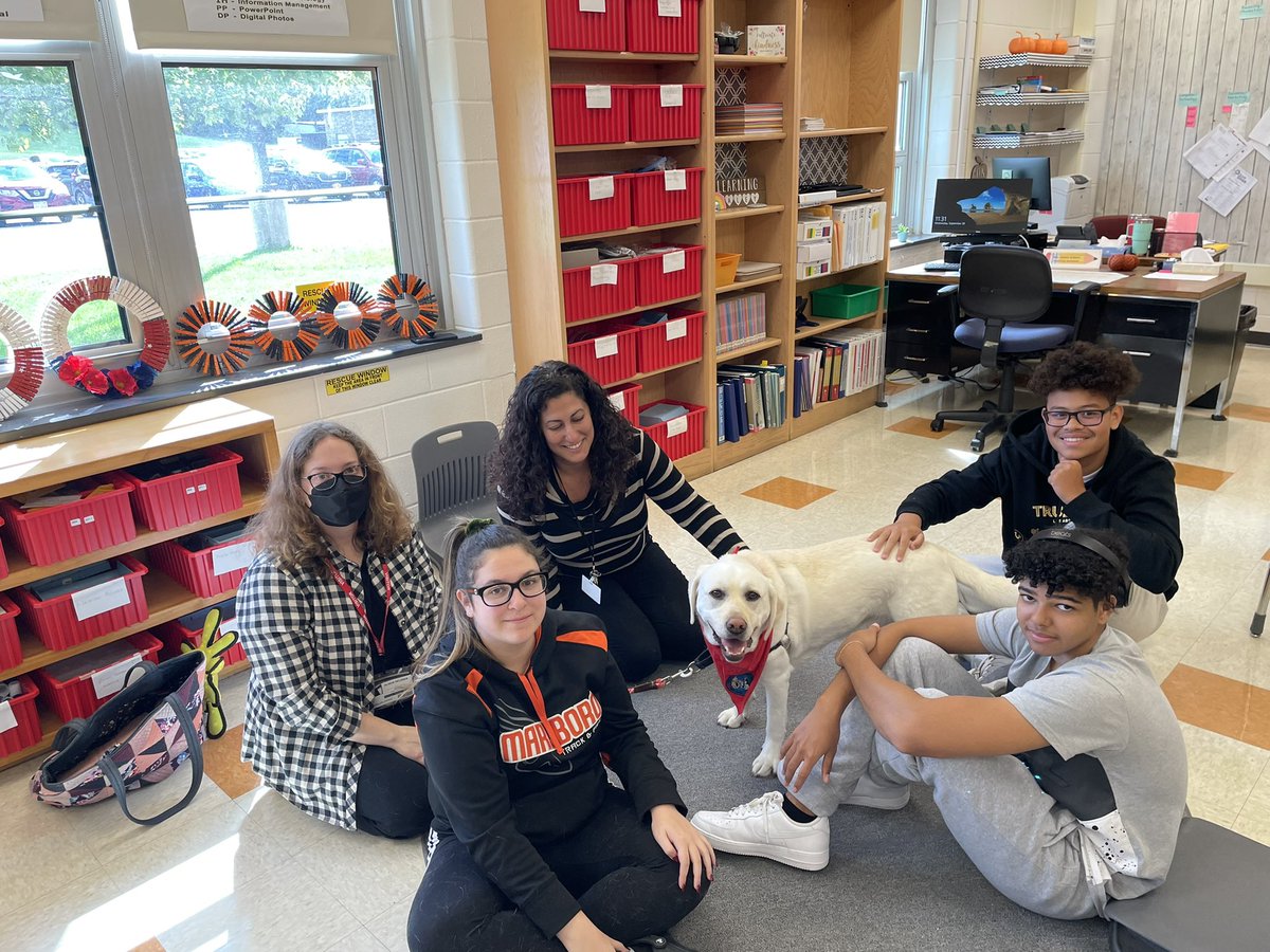 GoMHSDukes's tweet image. Our thanks for visiting to Dr. Selzner and service animal Tillie from Companion Pet Hospital @marlborosd @GoMHSDukes @MikeRydell1