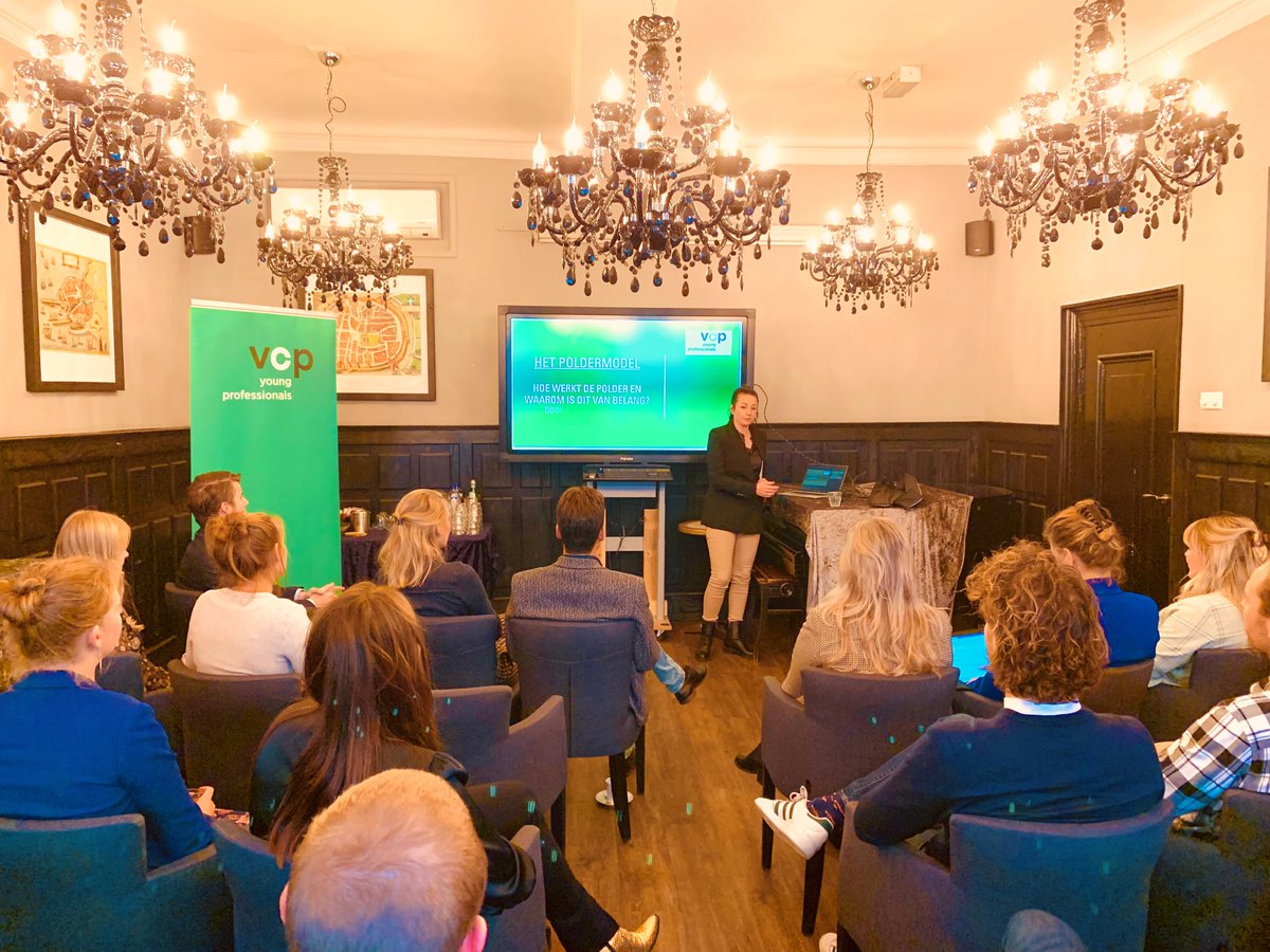 VCP Young Professionals heeft zijn eerste Prinsjesdagborrel gehouden. Lees hier het verslag.
vcp.nl/veel-onzekerhe… #jongeren <a href="/2eKamertweets/">Tweede Kamer</a>