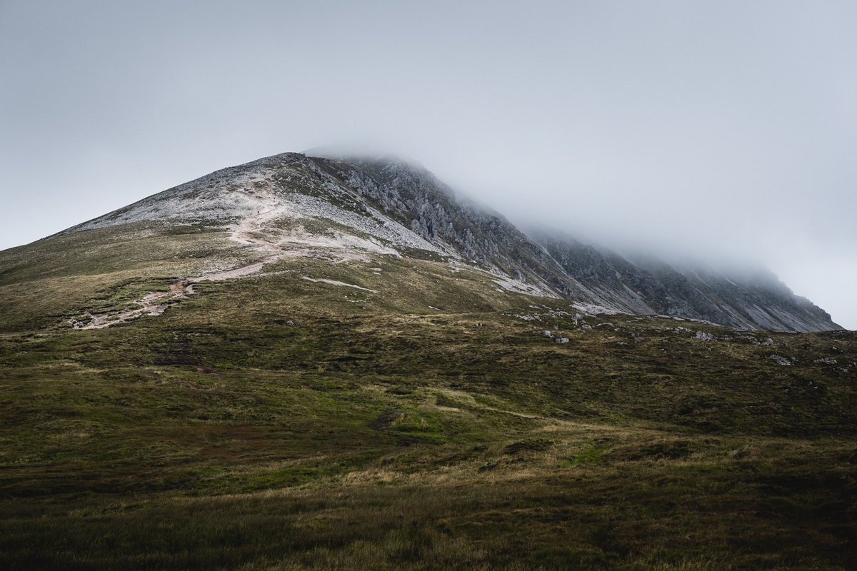 theWildCut's tweet photo. I love when my ideas go completely sideways and I am forced to adapt. 
Mt. Errigal, Ireland Sept 2022
#folkscenery #nomadict #ourplanetourfuture #landscapephotography #ireland #fujifilm_xseries #photooftheday #travelphotography https://t.co/uzlhDhogjO