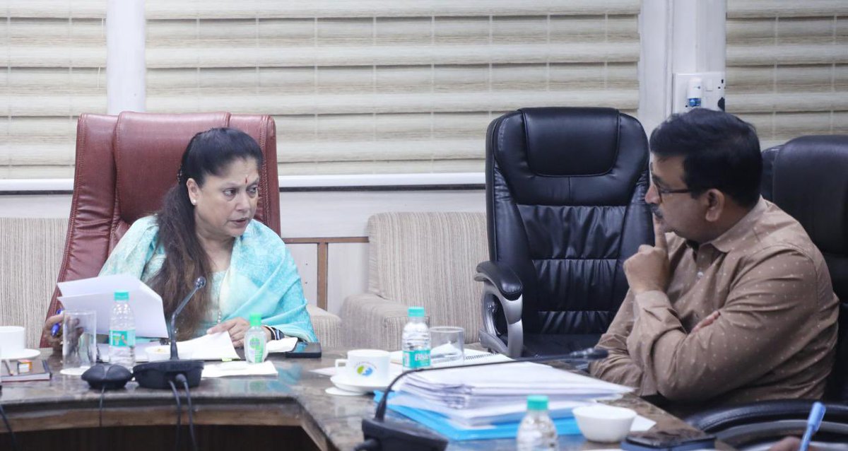 yashodhararaje's tweet photo. मध्यप्रदेश में खेलों के विकास के लिए प्रस्तावित और स्वीकृत विभिन्न खेल अधोसंरचनाओं की प्रगति और क्रियान्वयन के संबंध में आज भोपाल में वरिष्ठ अधिकारियों के आवश्यक समीक्षा बैठक की एवं जरूरी निर्देश दिए।
#SportsMP @Media_SAI @IndiaSports https://t.co/A8QbjyVJS2