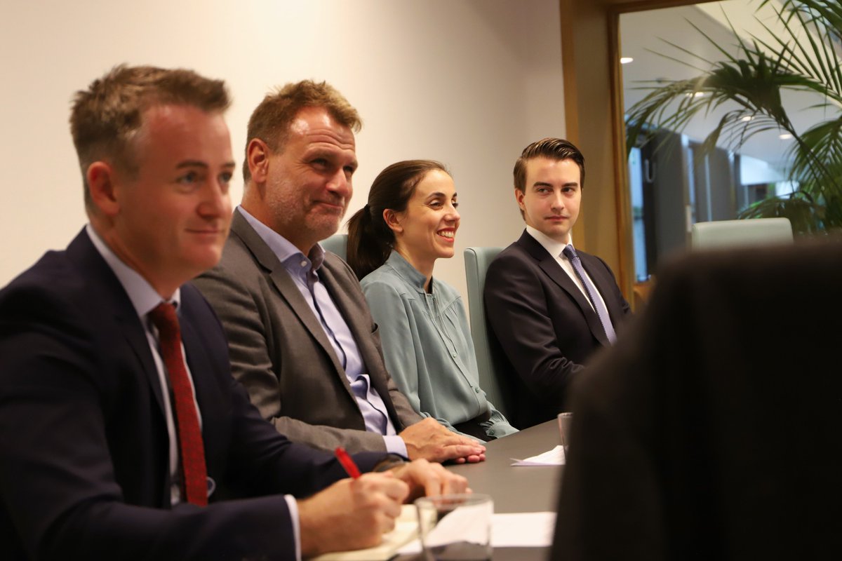 eftasurv's tweet photo. Today we welcomed the Icelandic Confederation of University Graduates and other trade unions to discuss the work of #ESA, workers’ rights, and the free movement of workers in the #EEA 🇮🇸💼 https://t.co/yfOr6Jco4e