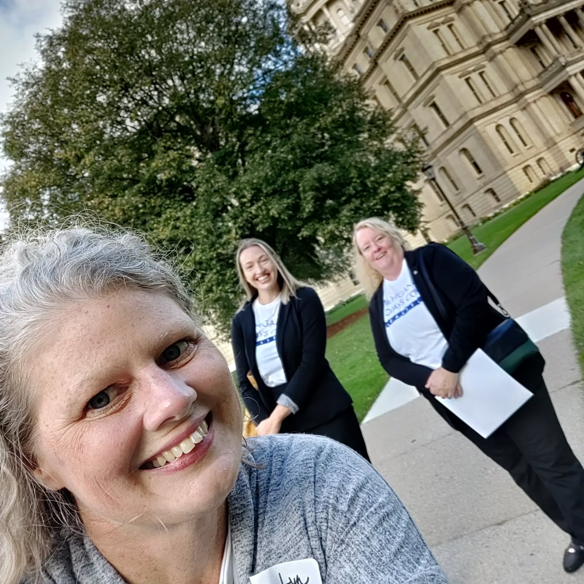 JaimeLynMoy's tweet photo. I'm excited to be with the MI All Copays Count Coalition and @npf at the Michigan State Capitol today. We're meeting with legislators and staff to help patients afford their medications and ensure all copays count! Senators, please pass HB4353! https://t.co/WPFSqa7rnJ
