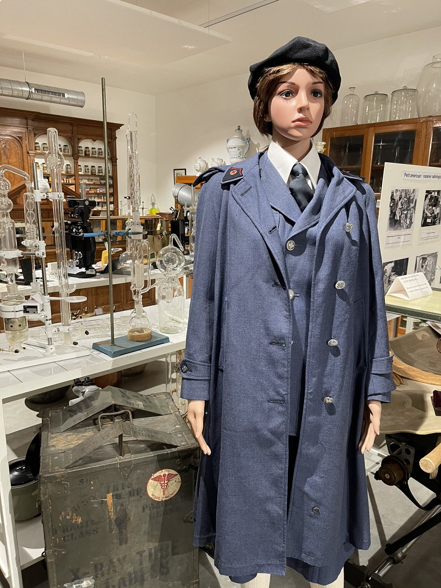 CHURennes's tweet photo. Une mémoire pour l’avenir 🦷🩺 Le conservatoire du patrimoine hospitalier de Rennes - CPHR inaugure ses nouveaux locaux à l’hôtel Dieu. Plus de 4 000 objets médicaux en tout genre y sont hébergés ! @nathalieappere @metropolerennes @LinkCity @Bouygues_C #patrimoine #hopital https://t.co/iTmkvtaQaY
