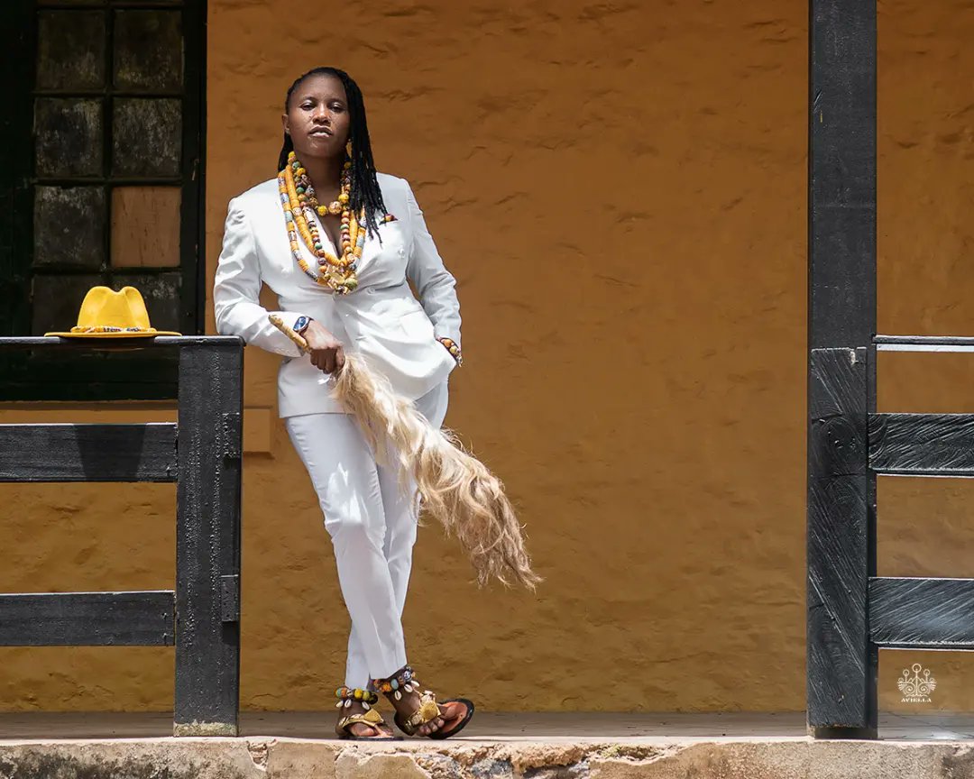 a_vi_ella's tweet photo. Creating with the Dapper Queen. It's the outfit and the style for us.
Model: @IvyEnyonam_
📸 @a_vi_ella
#creatives #dapperoutfits #photooftheday #photography #creativity #videooftheday https://t.co/MQbrZ6oI86