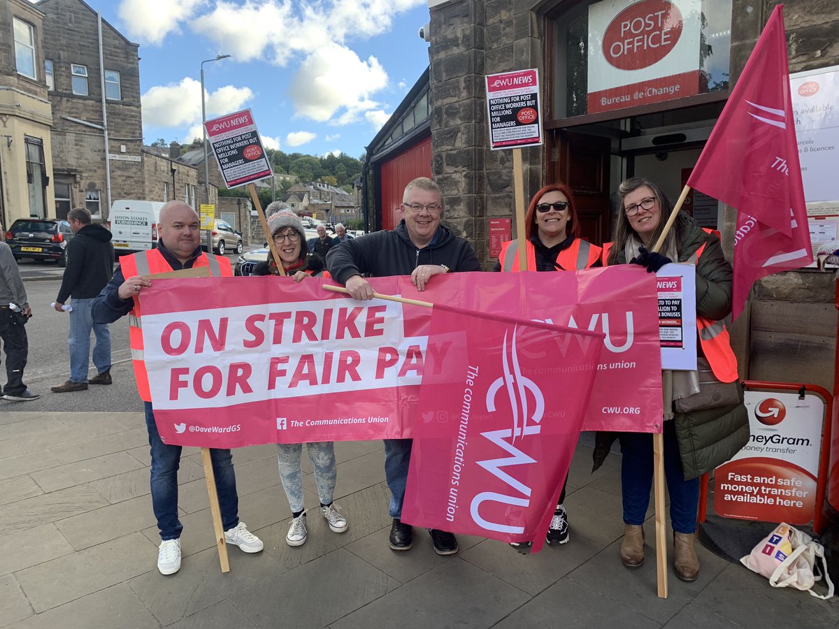 CwuRegion's tweet photo. Post Office Counters Picket line in Matlock today ✊✊ https://t.co/G2zVtUVXEg