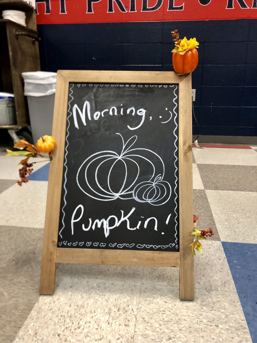 SDHSJAG's tweet photo. Our superintendent Mr. Lows visitedd us this morning during Brewed Awakening! ☕️🤎 #SDHSJAG #Brewedawakening https://t.co/ZEqilR2ViY