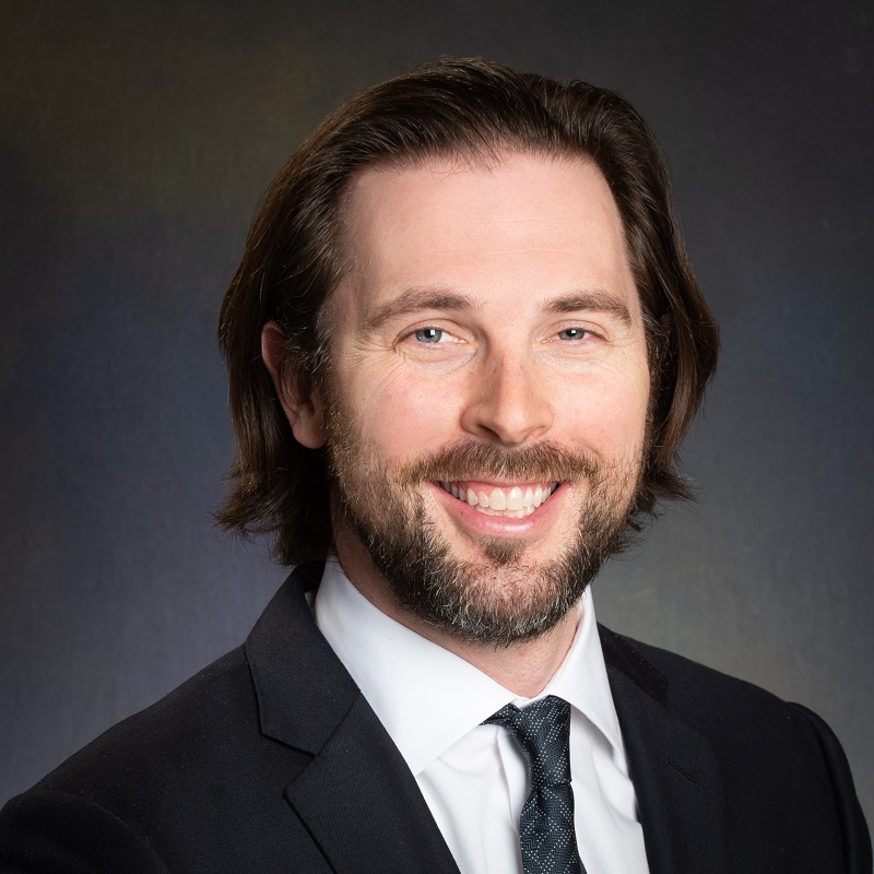 Congratulations Dr. @matthew_growdon on receiving a two-year <a href="/NIH/">NIH</a>-funded Grants for Early Medical/Surgical Specialists' Transition to Aging Research (GEMSSTAR) Award!  #geriatrics #research #ucsf @ucsf Read more: geriatrics.ucsf.edu/news/matthew-g…