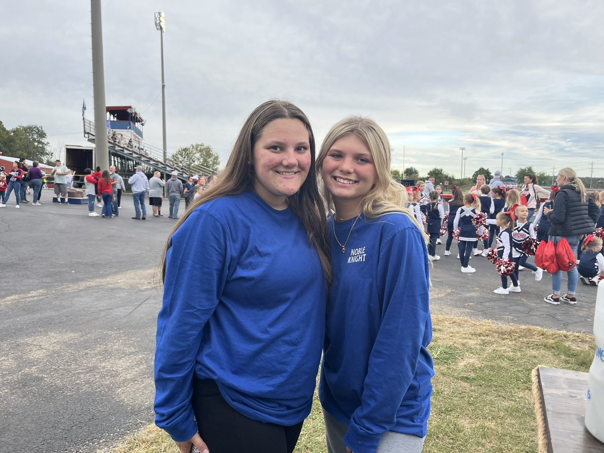 SDHSJAG's tweet photo. Here are some pictures of officers meeting at the EC game vs SDHS during Brewed Awakening! #footballgame #SDHS #JAG #SDHSJAG https://t.co/blaUIHDdZd