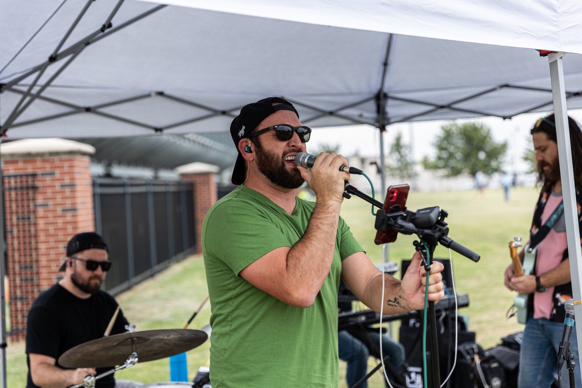 OBU_Athletics's tweet photo. The Locals put on a great show at our @OBU_Football tailgate!
Don't worry, if you missed it, they will be back at our next home football game vs. Arkansas Tech on October 8th!
#OnToVictory | #repkarip https://t.co/t3bjhlFoOU