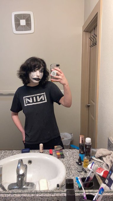 hehe https://t.co/edX1XHH8B4