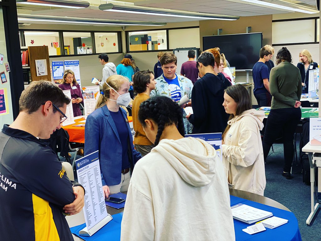 LibraryHFLHS's tweet photo. Successful college fair today in the library! Missed the fair? We have college reps coming to the library over the next couple months - stop by to see when! https://t.co/iwP4fTRaJR