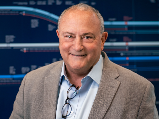 “With <a href="/DXC_UKI/">DXC Technology UKI</a>, we are re-platforming a 40-year-old #mainframe based system, which has served the market for a long time, into a #cloud environment.” Check out the interview in @StackPublishing with Bob James, Transformation Director for <a href="/LloydsofLondon/">Lloyd's</a> bit.ly/3LN2yOB