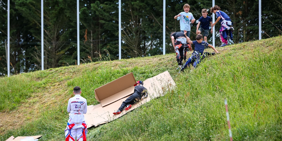 #Rotax racers appreciation post ❤️
We love to see you all have fun, learn from each other, compete with each other and be there for each other. 
Have a great and successful rest of the week 🤩
📸 Nina Megger
#racing #karting #kart #kartinglife #gokarting #racinglife #racetrack
