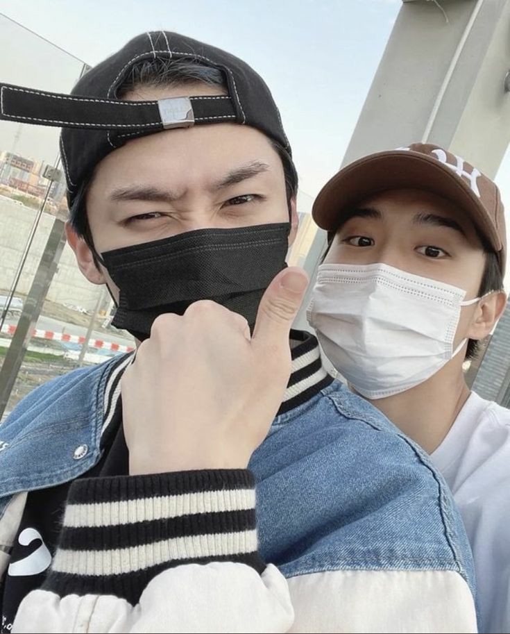 hancIose's tweet photo. 🌟 As maiores au's minsung desse site que eu já li e recomendo - 𝒂 𝒕𝒉𝒓𝒆𝒂𝒅 - prt 2 💙 https://t.co/5wzutPqdPf