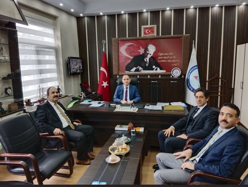 Hendek İlçe Milli Eğitim Müdürü olarak görevlendirilen ⁦Engin KAHRAMAN kardeşime hayırlı olsun ziyaretinde bulunduk. ⁦<a href="/enkahraman54/">Engin KAHRAMAN</a>⁩ ⁦