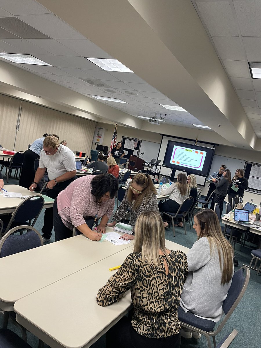 So proud of our ELA SLA CLC Facilitators!  Amazing learning and collaboration yesterday and today. We can’t wait for our teacher leaders to bring this content to the rest of our teachers on October 11th! #EMSreads #EMSproud
