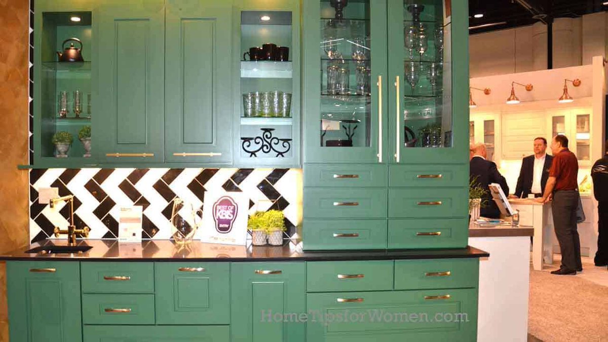 HomeownerABCs's tweet photo. Want to add color to your home but don't know where to start? We explore your choices for adding more color to any room in your house. https://t.co/voULnohALi

#colorinspiration #colorlover #decoratingwithcolor #decoratingcolors #decoratingcolorschemes #homeownerABCs https://t.co/HMcfnW8Ruh